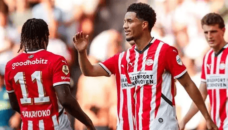 贝尔格莱德红星主场力克阿罗卡，小组出线形势乐观