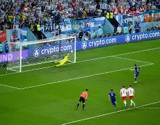 梅西邀请巴萨全队来家中聚会 集体高喊夺冠