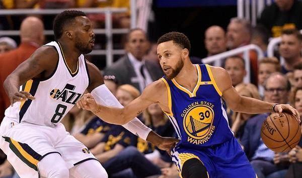 爵士队攻防两端表现出色，稳坐东部冠军宝座(爵士队很强吗)