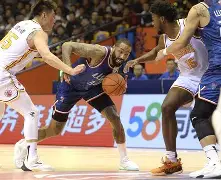 塞维利亚客场险胜，稳坐前四位置(塞维利亚近期比赛)