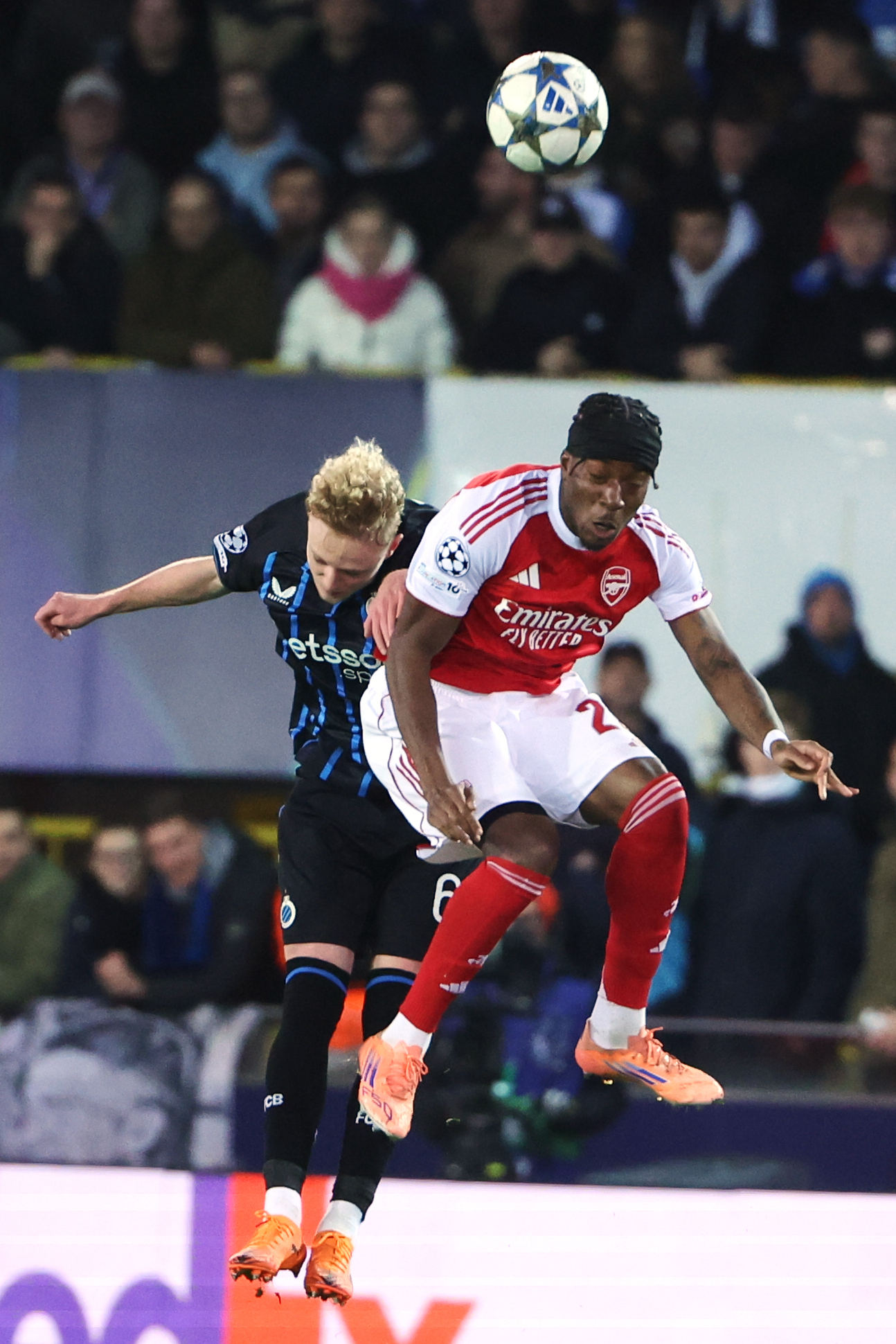 关于阿森纳客场惜败埃弗顿，备战欧冠的信息